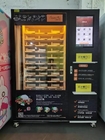 Mobile Light Meal Fast Food Vending Machine สะดวกด้วยสติ๊กเกอร์ที่กำหนดเอง