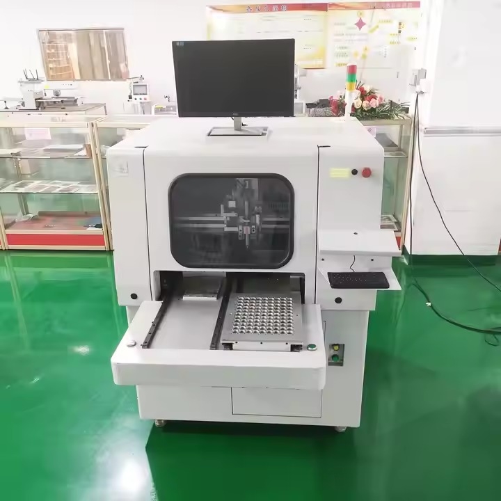 เครื่องเจาะ CNC PCB Routing Machine Separator Cut Split Circuit Board อุปกรณ์สําหรับการผลิตอิเล็กทรอนิกส์