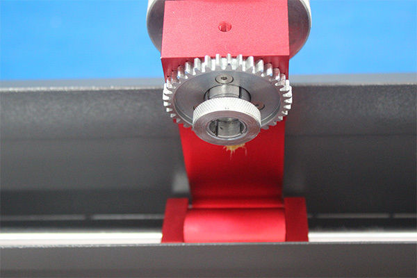 เครื่องทดสอบการบด DIN เครื่องทดสอบทอที่สอดคล้องกับ ISO 4649 เครื่องทดสอบทอที่สอดคล้องกับ ISO 4649 สําหรับการนับผล