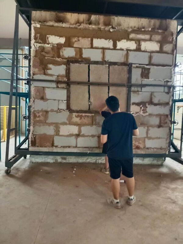 หม้อทดสอบความต้านทานไฟตั้งตรงที่สอดคล้องกับมาตรฐาน ISO 834 ด้วยอุณหภูมิ 1200 °C และการก่อสร้างแบบโมดูล