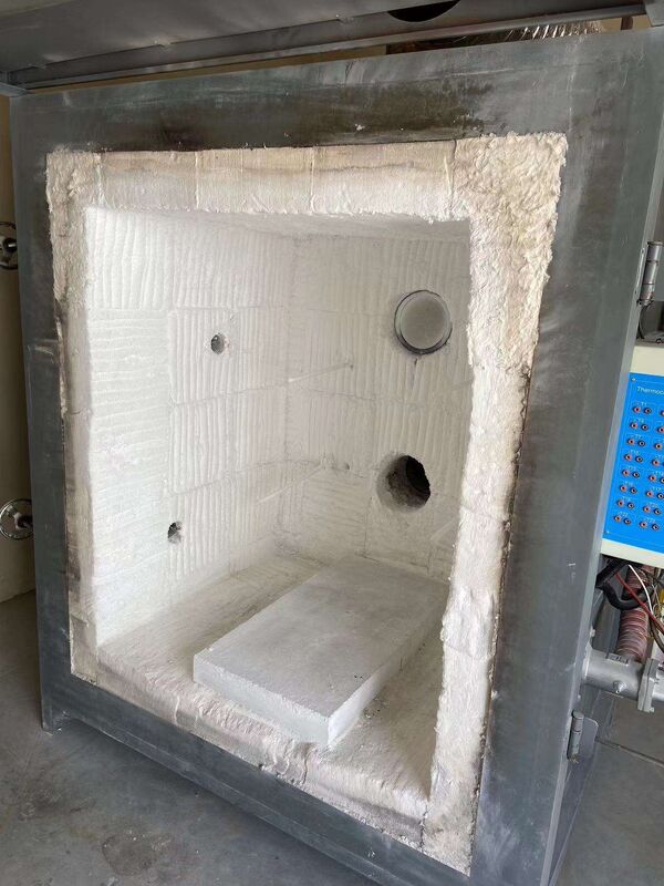 หม้อทดสอบความต้านทานไฟตั้งตรงที่สอดคล้องกับมาตรฐาน ISO 834 ด้วยอุณหภูมิ 1200 °C และการก่อสร้างแบบโมดูล