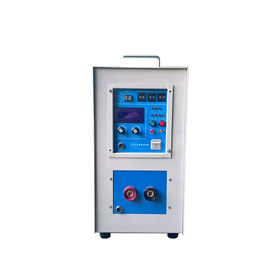 เครื่องทำความร้อนแบบเหนี่ยวนำขนาดพกพา 15KW สำหรับความต้องการความร้อนที่แม่นยำ ช่วงกระแสไฟขาออก 200-600A ช่วงความถี่ 30-100KHz