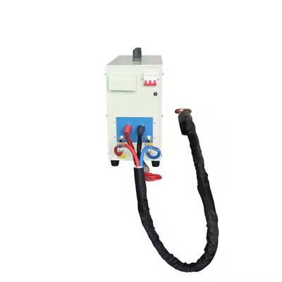 2.5kw 220v เครื่องทําความร้อนด้วยอุปสรรค เครื่องทําความร้อนด้วยอุปสรรคไฟฟ้าแม่เหล็กสําหรับทําความร้อน